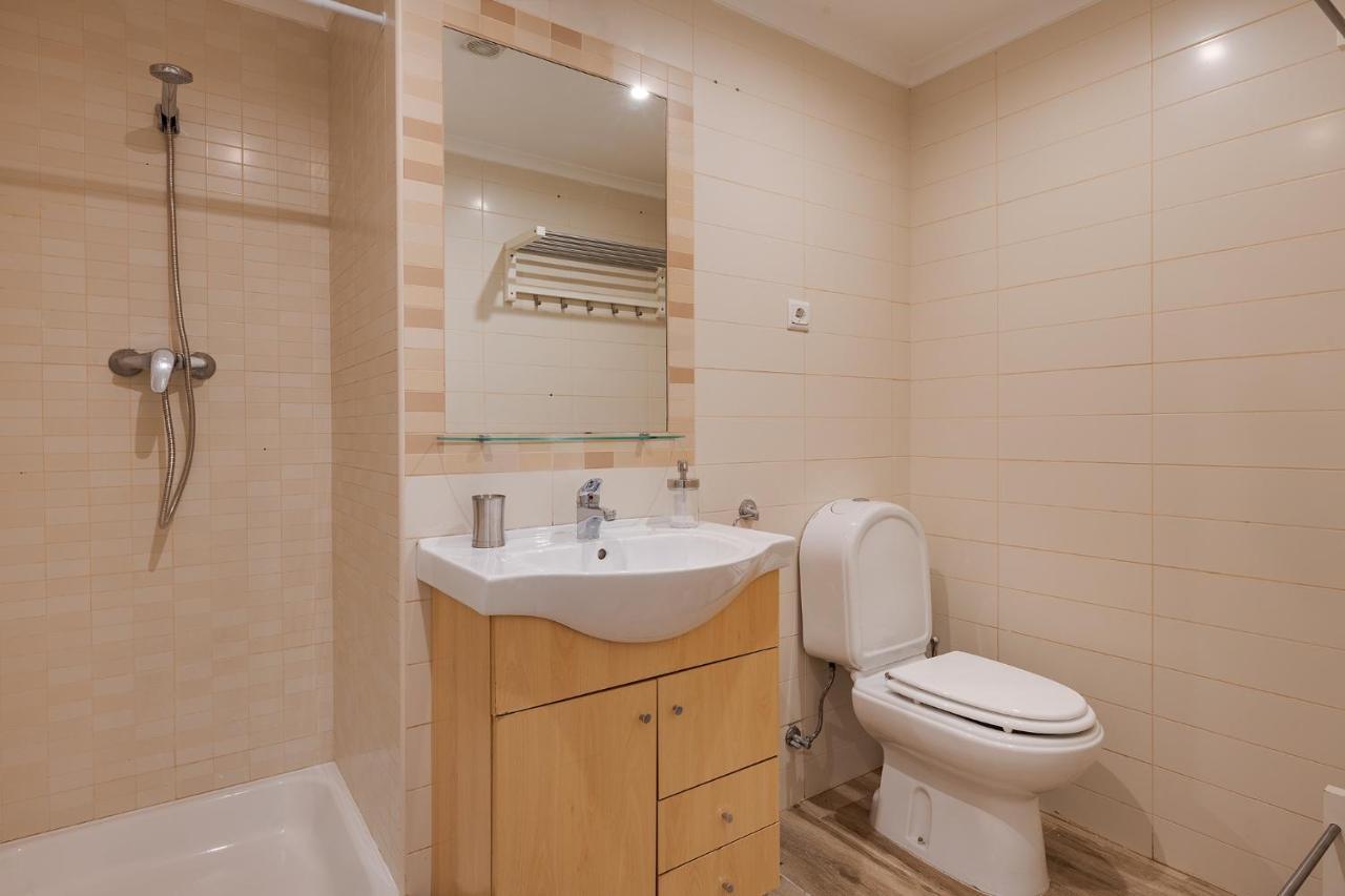 Gem Iii - Trendy Santos District Appartement Lissabon